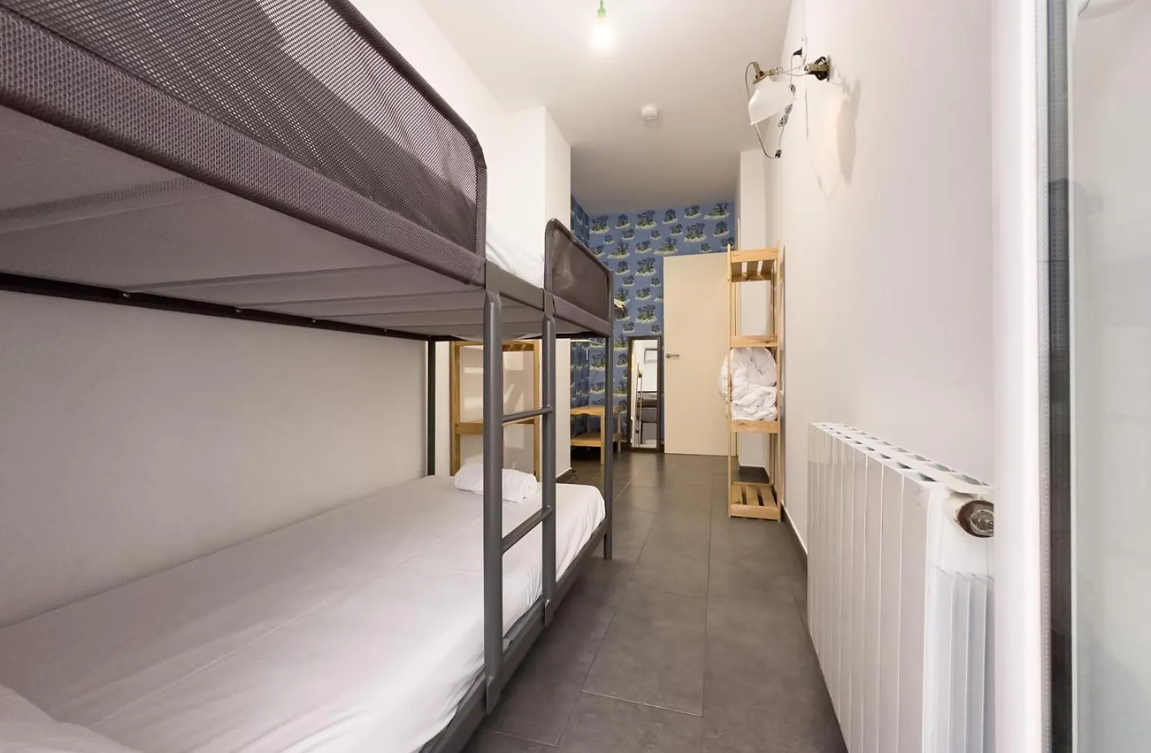 Ainb Barcelona Sants Apartments 0*,  إسبانيا