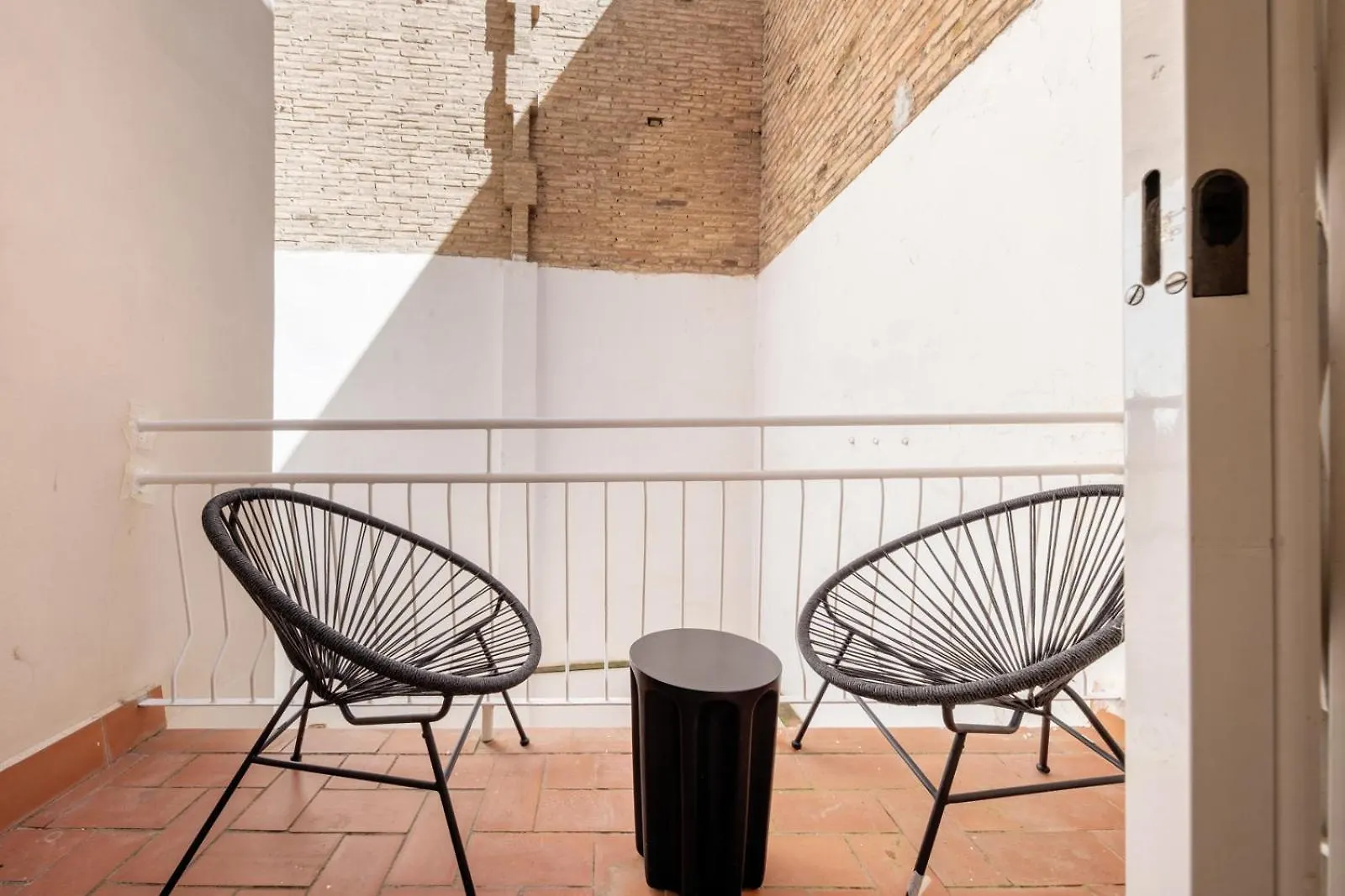 Ainb Barcelona Sants Apartments 0*,